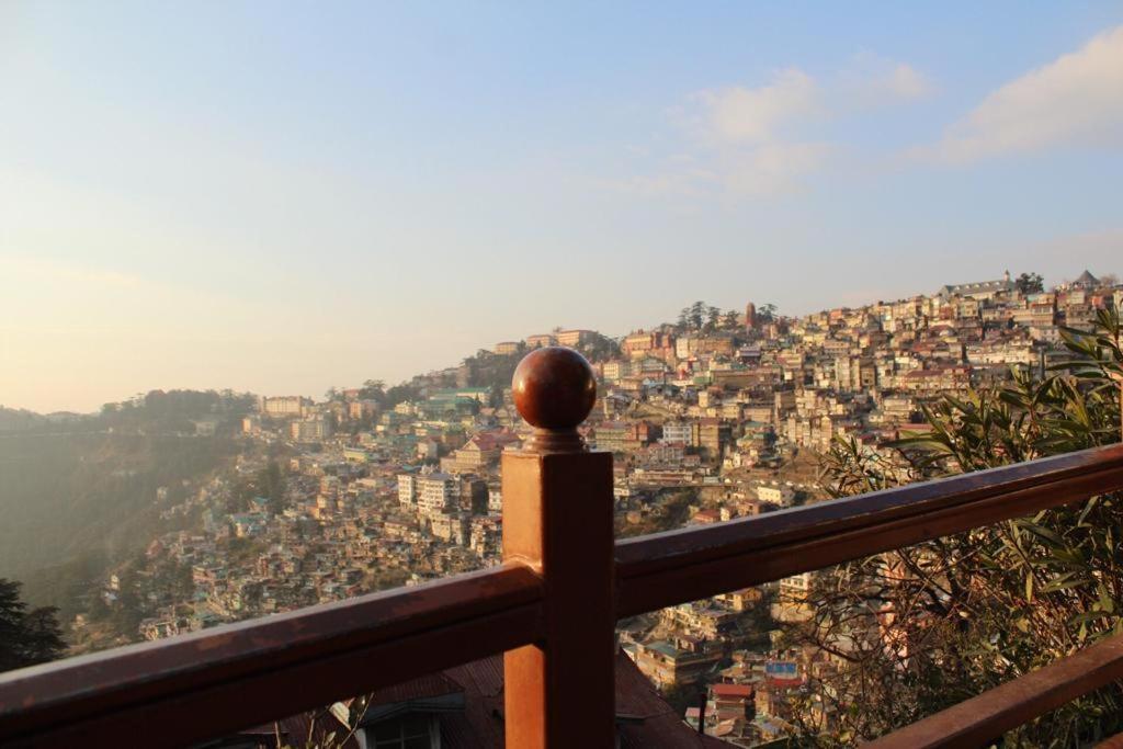 The Hill Crest Inn Shimla Eksteriør billede
